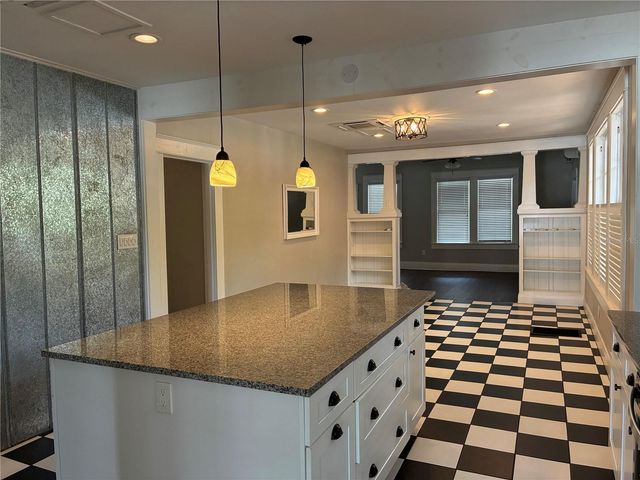 611 S WILLOW AVENUE, Tampa, FL 33606