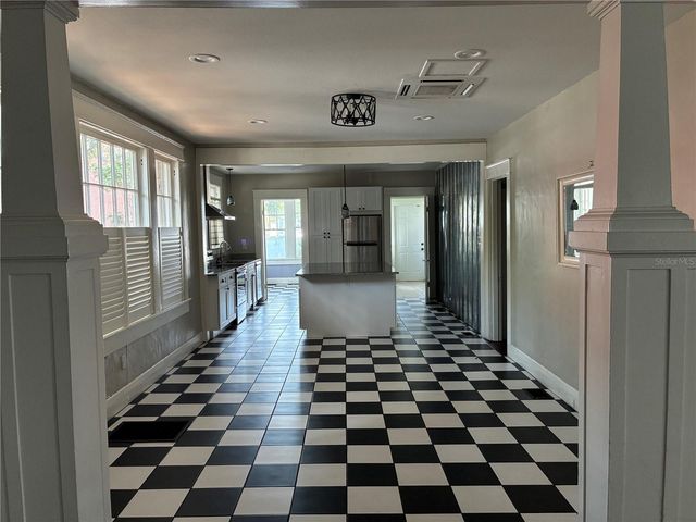 611 S WILLOW AVENUE, Tampa, FL 33606