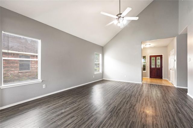12723 Gable Wind Mill Lane, Houston, TX 77044