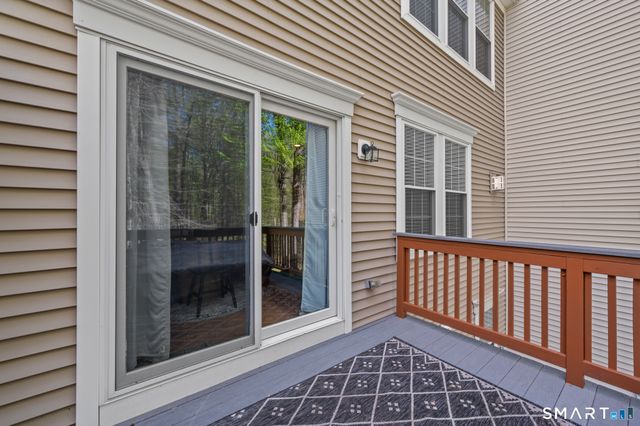 323 Sterling Drive 323, Newington, CT 06111