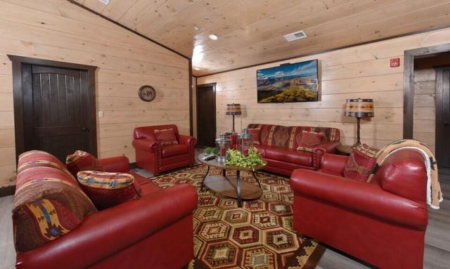 1481 Sleepy Valley Lane, Sevierville, TN 37876