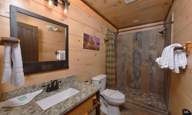 1481 Sleepy Valley Lane, Sevierville, TN 37876