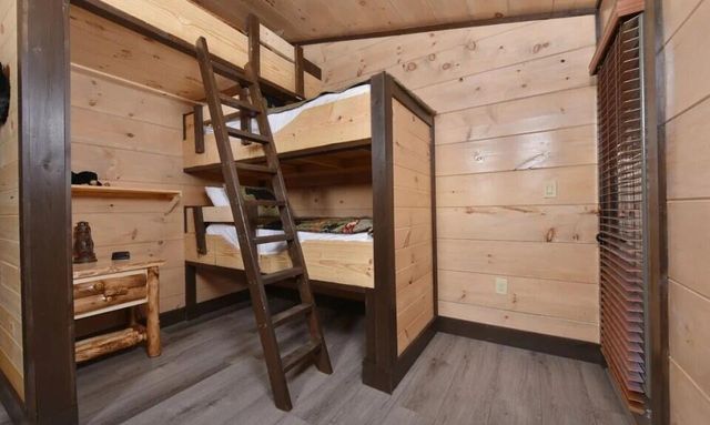 1481 Sleepy Valley Lane, Sevierville, TN 37876