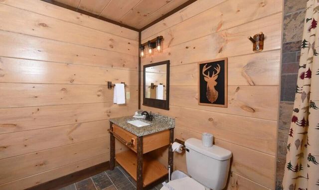 1481 Sleepy Valley Lane, Sevierville, TN 37876