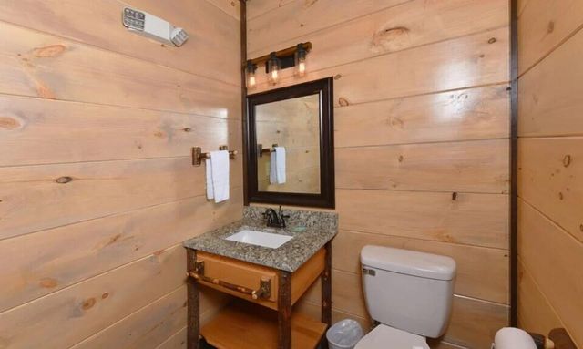 1481 Sleepy Valley Lane, Sevierville, TN 37876