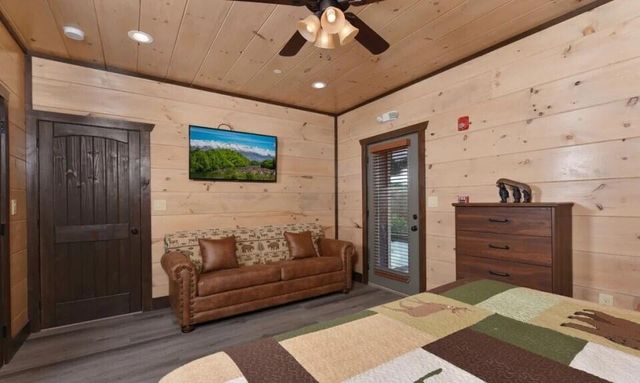 1481 Sleepy Valley Lane, Sevierville, TN 37876