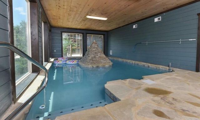 1481 Sleepy Valley Lane, Sevierville, TN 37876