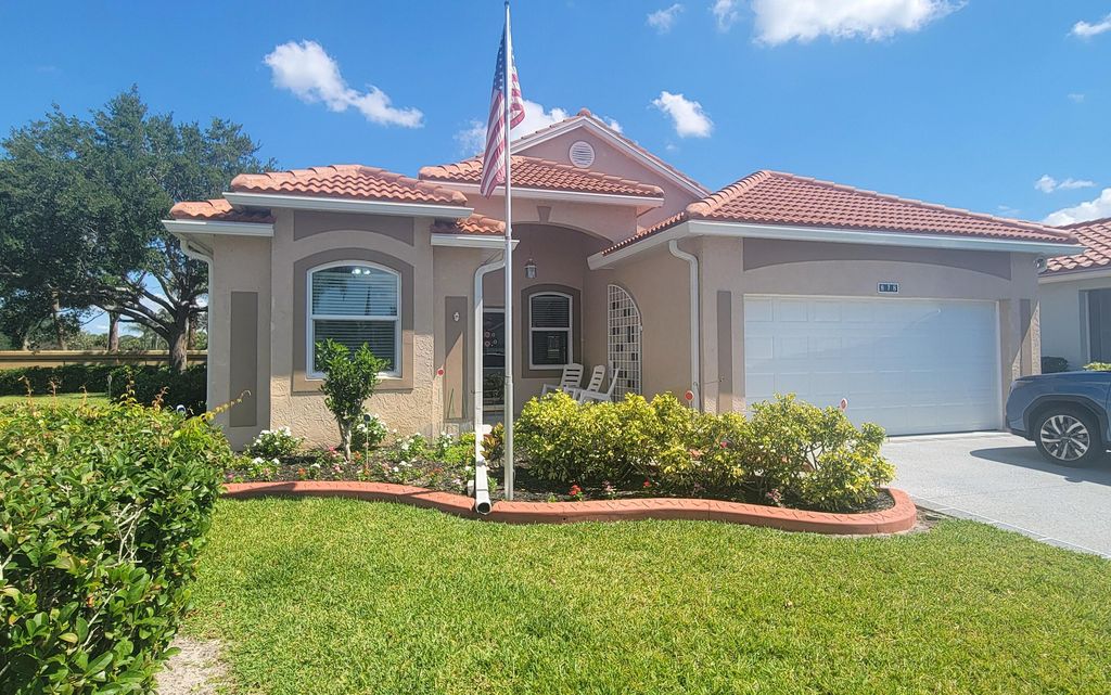 878 NW Sarria Court, Port St. Lucie, Port St Lucie, FL 34986