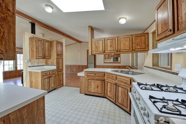 2593 Haynie Rd, Custer, WA 98240