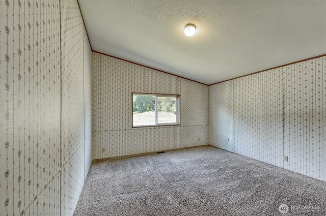 2593 Haynie Rd, Custer, WA 98240