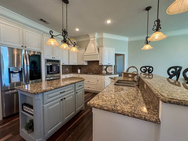 4634 SE 1000, Andrews, TX 79714