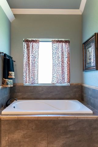 4634 SE 1000, Andrews, TX 79714