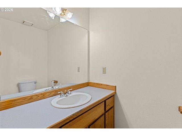 35255 S SUMMIT Ln, Molalla, OR 97038