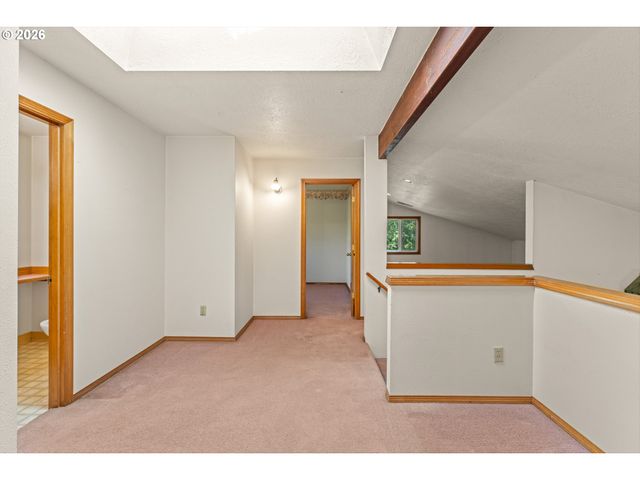 35255 S SUMMIT Ln, Molalla, OR 97038