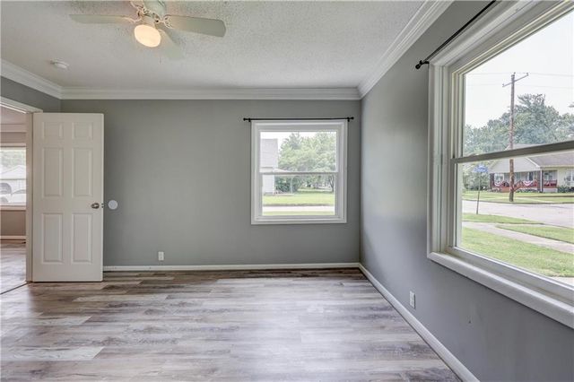 702 W Kansas Street, Pittsburg, KS 66762