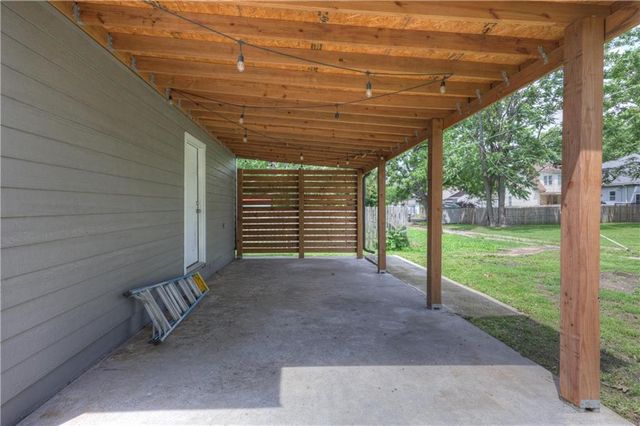 702 W Kansas Street, Pittsburg, KS 66762