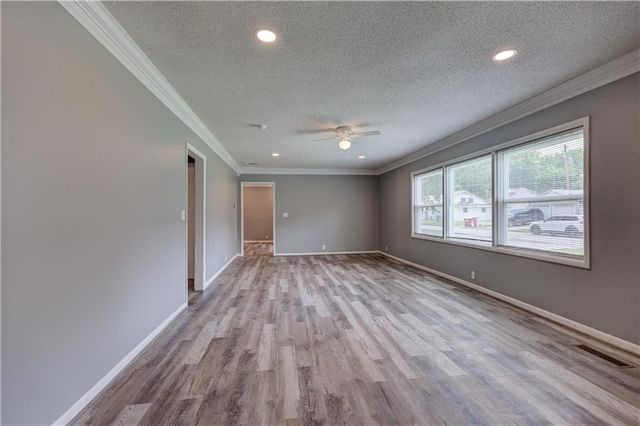 702 W Kansas Street, Pittsburg, KS 66762