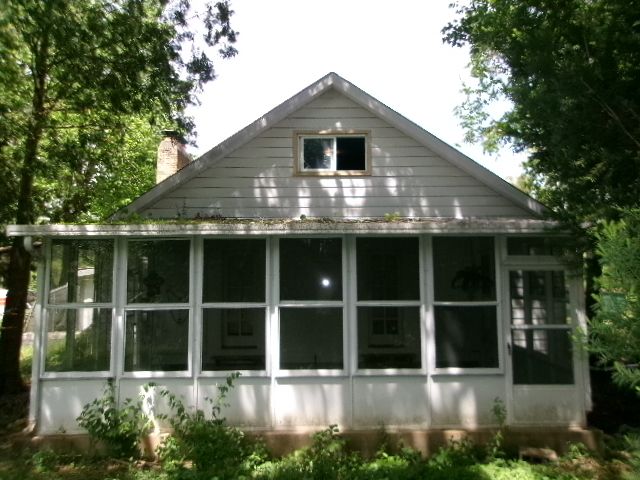 607 N Fleming Road, Woodstock, IL 60098