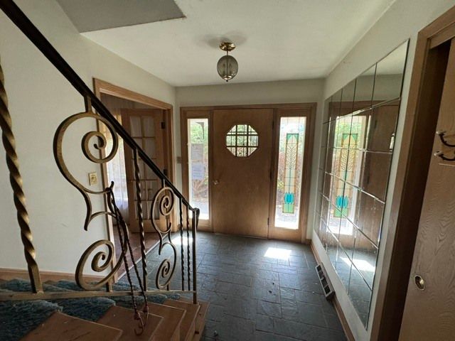607 N Fleming Road, Woodstock, IL 60098