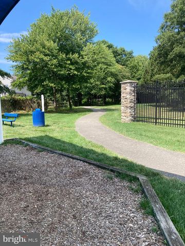 5805 OPALEYE CT, Waldorf, MD 20603