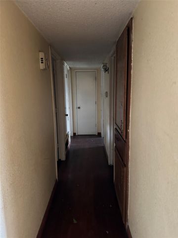 427 N Dallas Street, Palmer, TX 75152