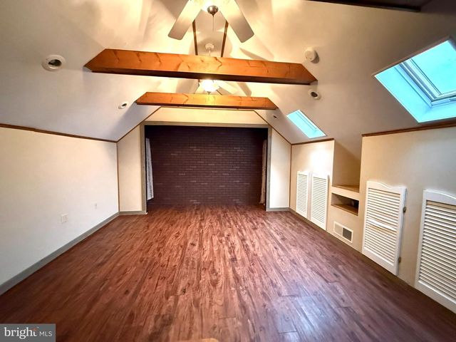 4 OXWOOD CIR, New Oxford, PA 17350