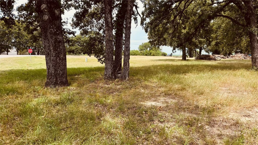 5850 State Highway 274, Trinidad, TX 75163