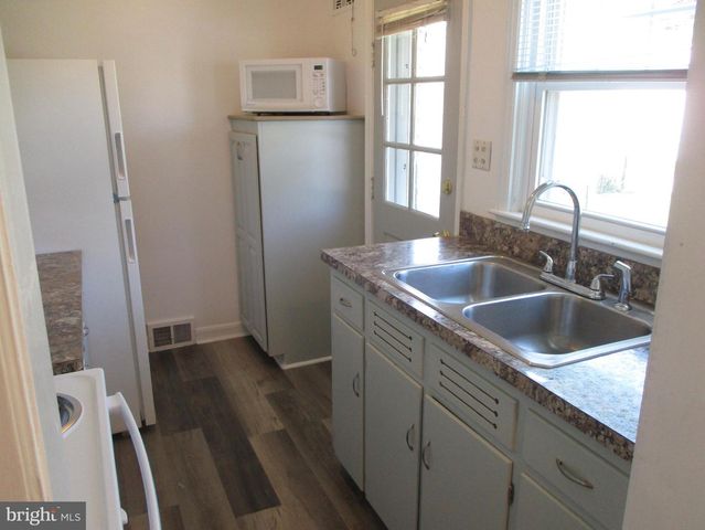719 CHESTNUT ST, Hagerstown, MD 21740