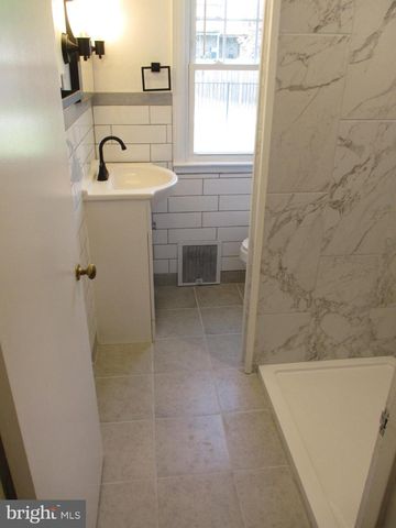 719 CHESTNUT ST, Hagerstown, MD 21740