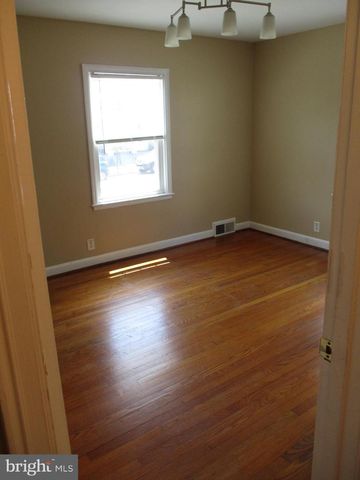 719 CHESTNUT ST, Hagerstown, MD 21740