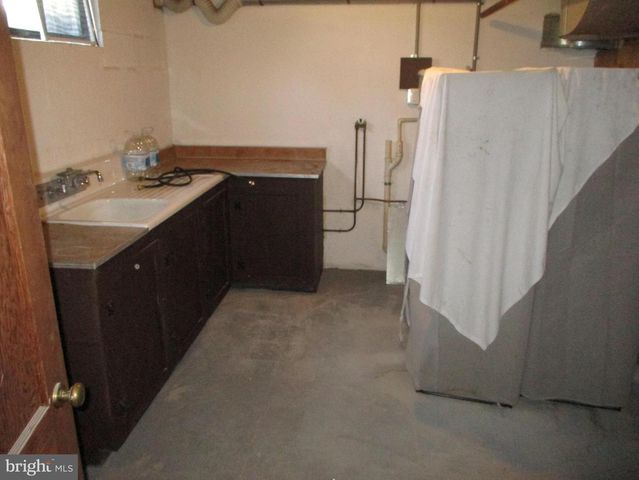 719 CHESTNUT ST, Hagerstown, MD 21740