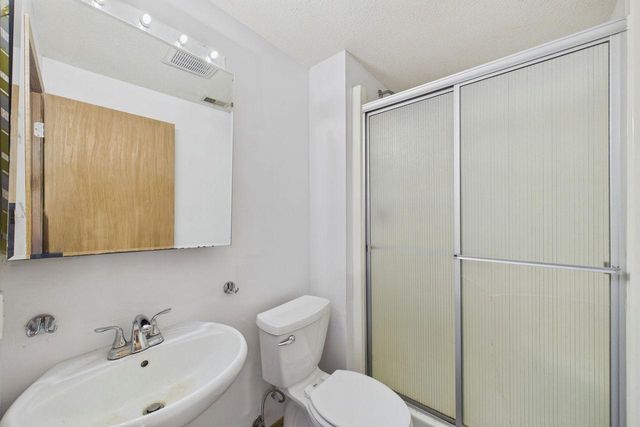 1541 S Bavarian Pass, Fridley, MN 55432