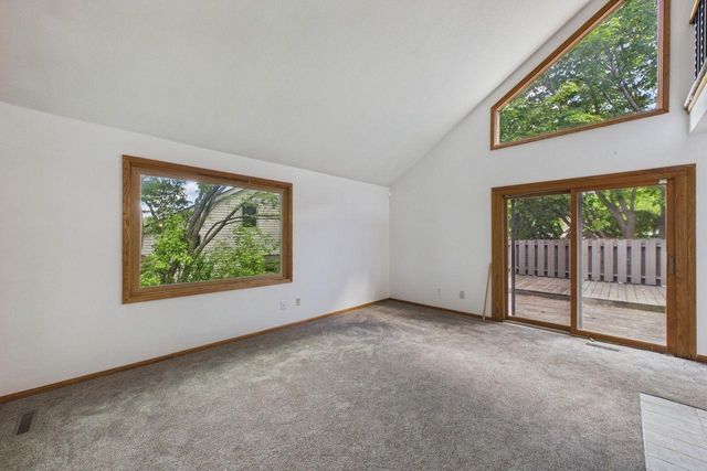 1541 S Bavarian Pass, Fridley, MN 55432