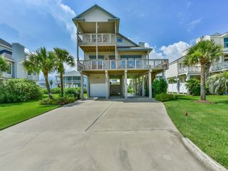14463 Spyglass Circle, Galveston, TX 77554