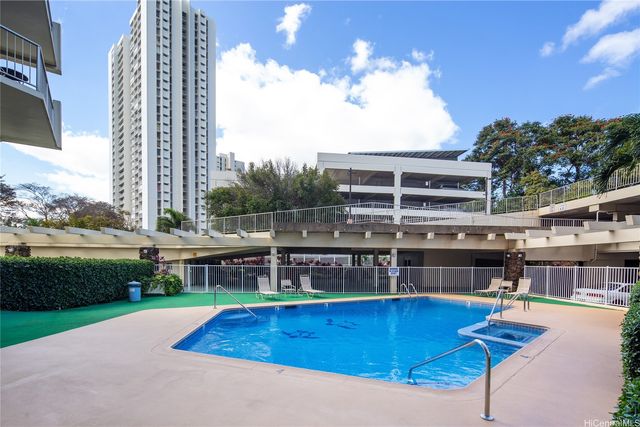 98-450 Koauka Loop 1108, Aiea, HI 96701