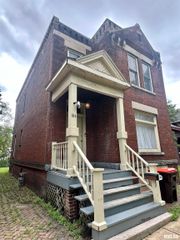 514 NE MADISON Avenue, Peoria, IL 61603