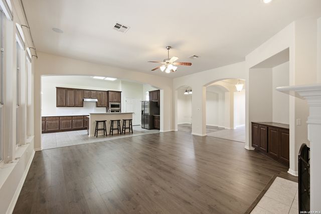 711 Spacious Sky, San Antonio, TX 78260