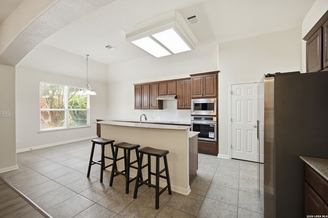 711 Spacious Sky, San Antonio, TX 78260
