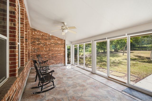 711 Spacious Sky, San Antonio, TX 78260