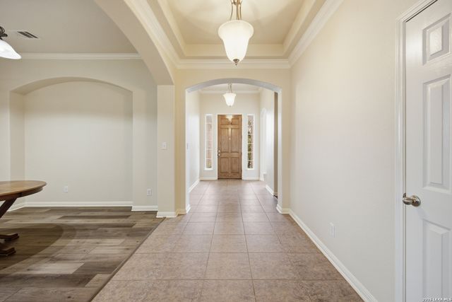 711 Spacious Sky, San Antonio, TX 78260