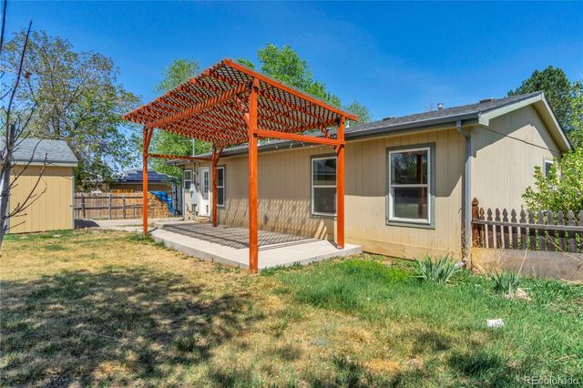 31 Jay Street, Lakewood, CO 80226