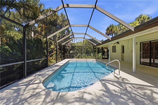 2604 E 6th ST, Lehigh Acres, FL 33936