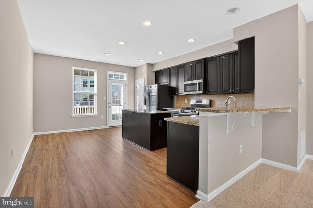 1731 DOROTHY LN, Woodbridge, VA 22191