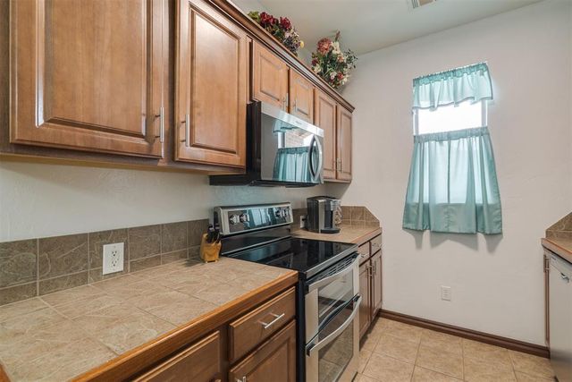 1812 Alameda Street 222, Norman, OK 73071