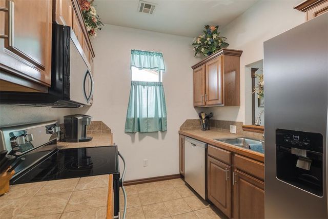1812 Alameda Street 222, Norman, OK 73071