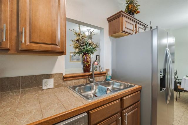 1812 Alameda Street 222, Norman, OK 73071