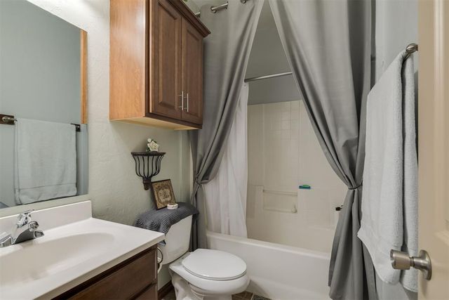 1812 Alameda Street 222, Norman, OK 73071