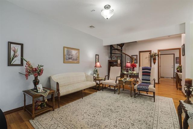 1812 Alameda Street 222, Norman, OK 73071