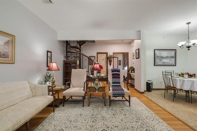 1812 Alameda Street 222, Norman, OK 73071