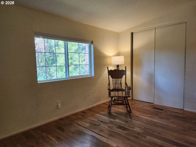 307 12TH St, Port Orford, OR 97465